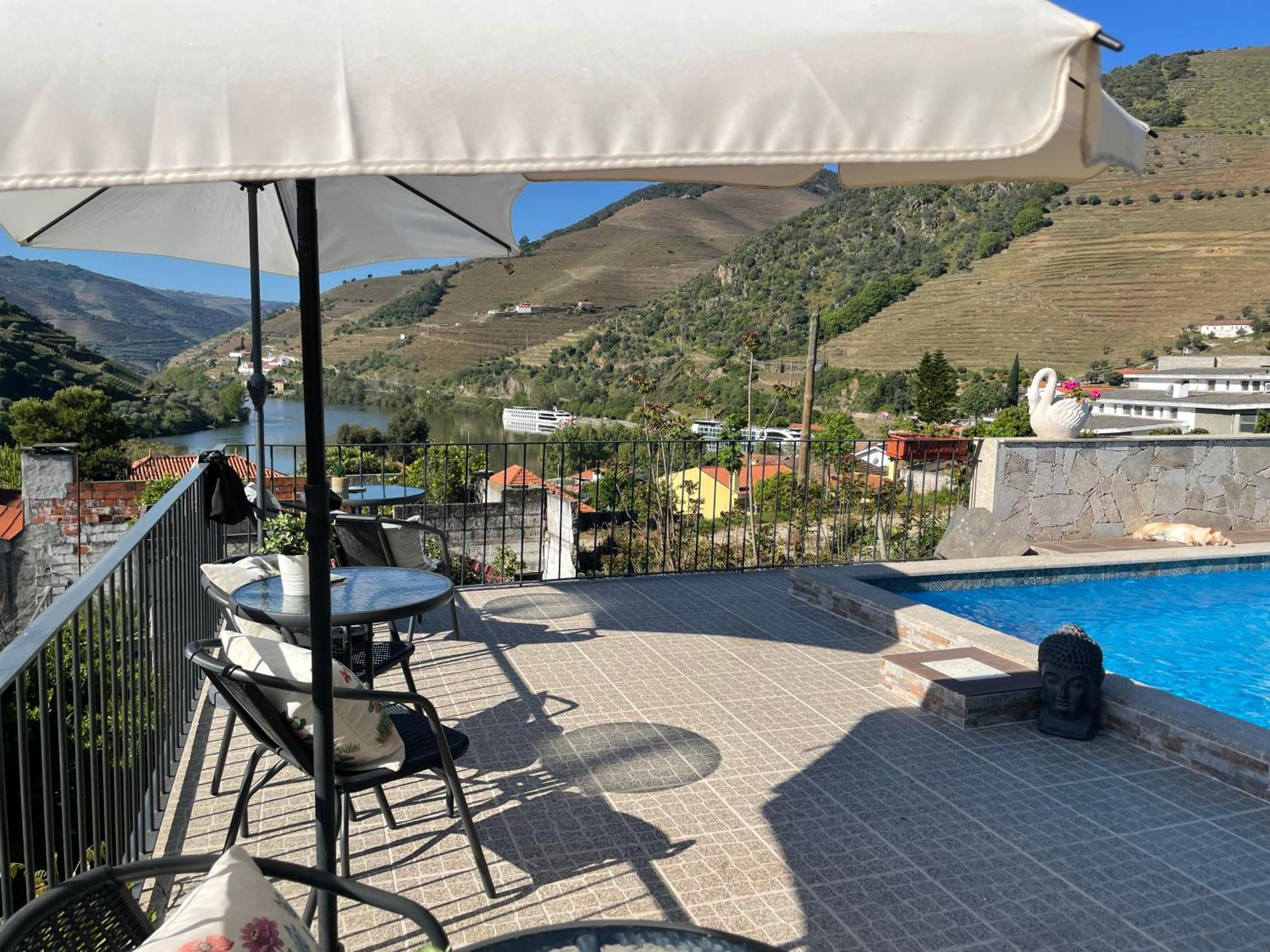 Suite Nunes Pinhão Extérieur photo